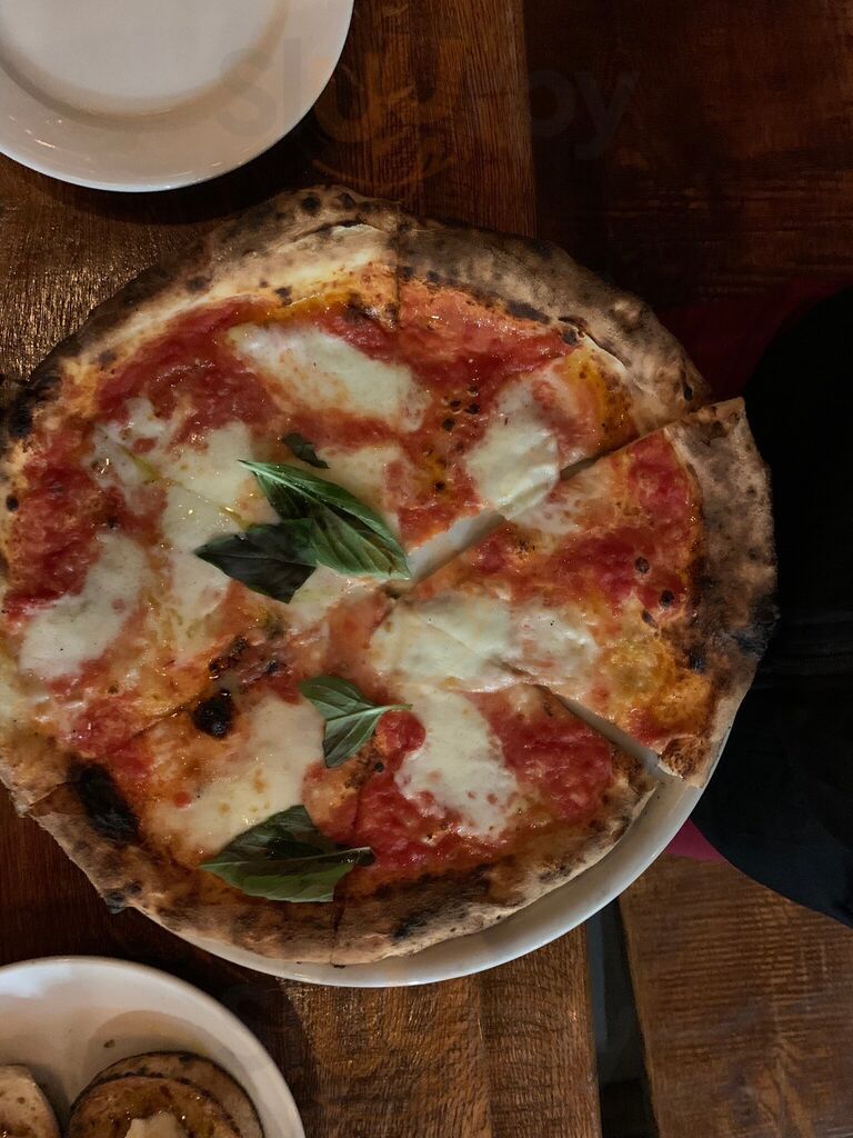 Zeneli Pizzeria