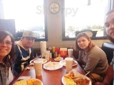 Mot's Pit Cooked Barbeque