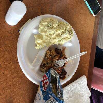 Mot's Pit Cooked Barbeque