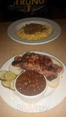 Smokey's On The Boulevard Bbq