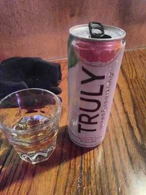 Fore Play Sports Pub