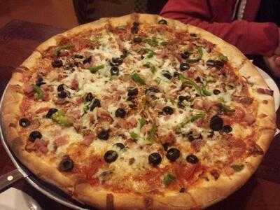 Benito's Italian Cafe & Pizzeria