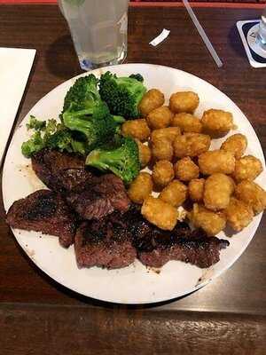 Newtowne Grille Food & Spirits