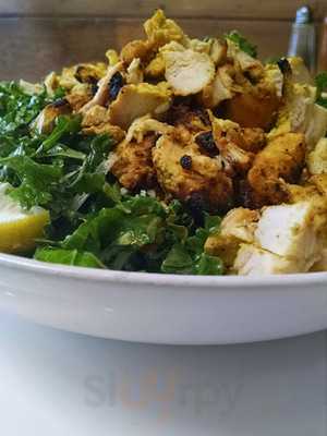 Paradise Juice And Deli