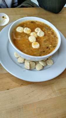 Sarah's Market And Cafe