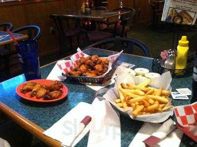 Rookie's Craft Burger Bar