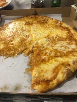 Francesca's Pizzeria And Restaurant