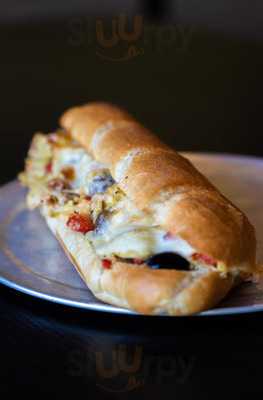 Carmines Pizza Tavern