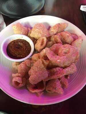 Shade Street Food And Bar