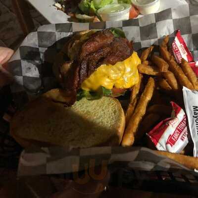 Ebb Tide Poolside Bar & Grill