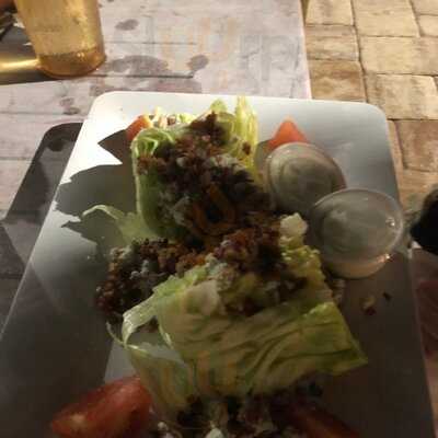 Ebb Tide Poolside Bar & Grill