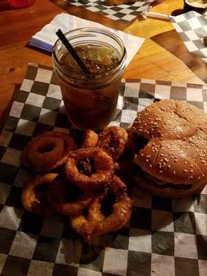 Reagan's Tavern Restaurant