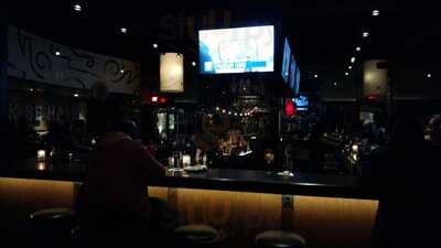 Bar Louie - Music Factory