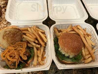 The Greene Turtle Sports Bar & Grille