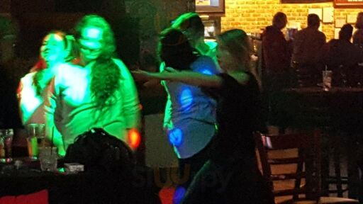 Tony's Sports Bar & Grill