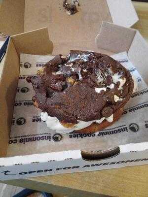 Insomnia Cookies