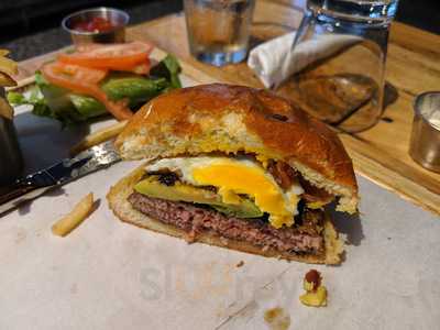 The Ainsworth - Newark