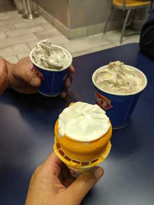 Dairy Queen (treat)