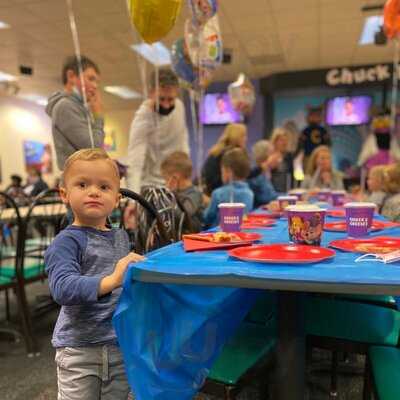 Chuck E. Cheese's