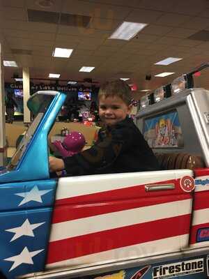 Chuck E. Cheese's