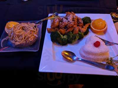 East Moon Asian Bistro