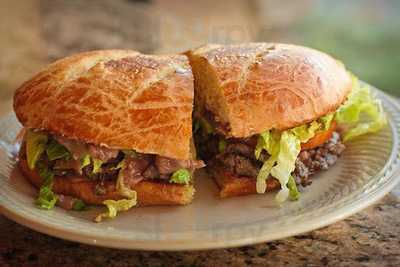 Happy Burrito Y Salsas Taqueria