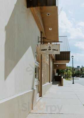 Port Of Call Restaurant & Lounge