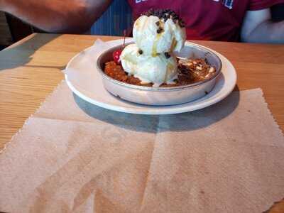 Bj's Restaurant & Brewhouse