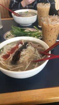 Huong's Vietnamese Restaurant