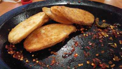 Shakey's Pizza Parlor