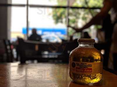 The Coffee Bean & Tea Leaf