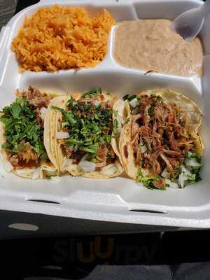 Dalias Taqueria