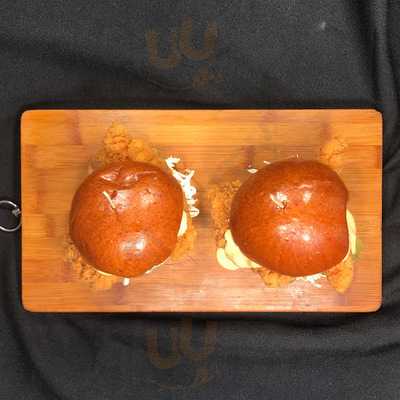 Hot Fried Chicken To Go