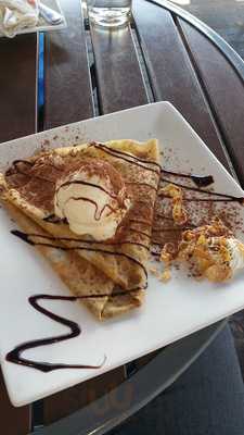 Crepe And Cafe Fujiyama