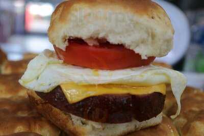 Fatguy Barbecue & Kwik Sak