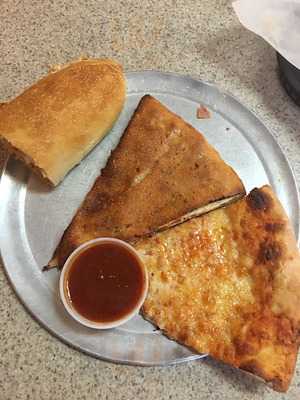 Santo's Pizza