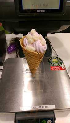 Yobe Frozen Yogurt