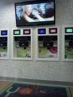 Yobe Frozen Yogurt