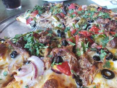 Grinders Deli & Pizzeria