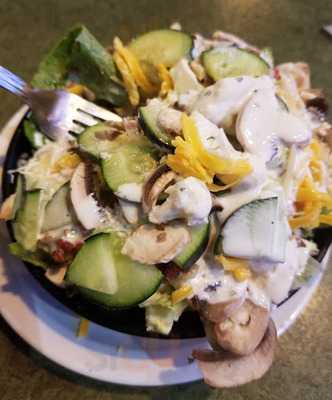 Grinders Deli & Pizzeria