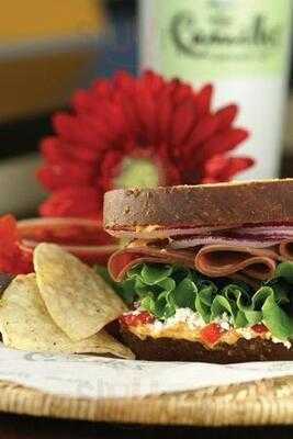 Camille's Sidewalk Cafe