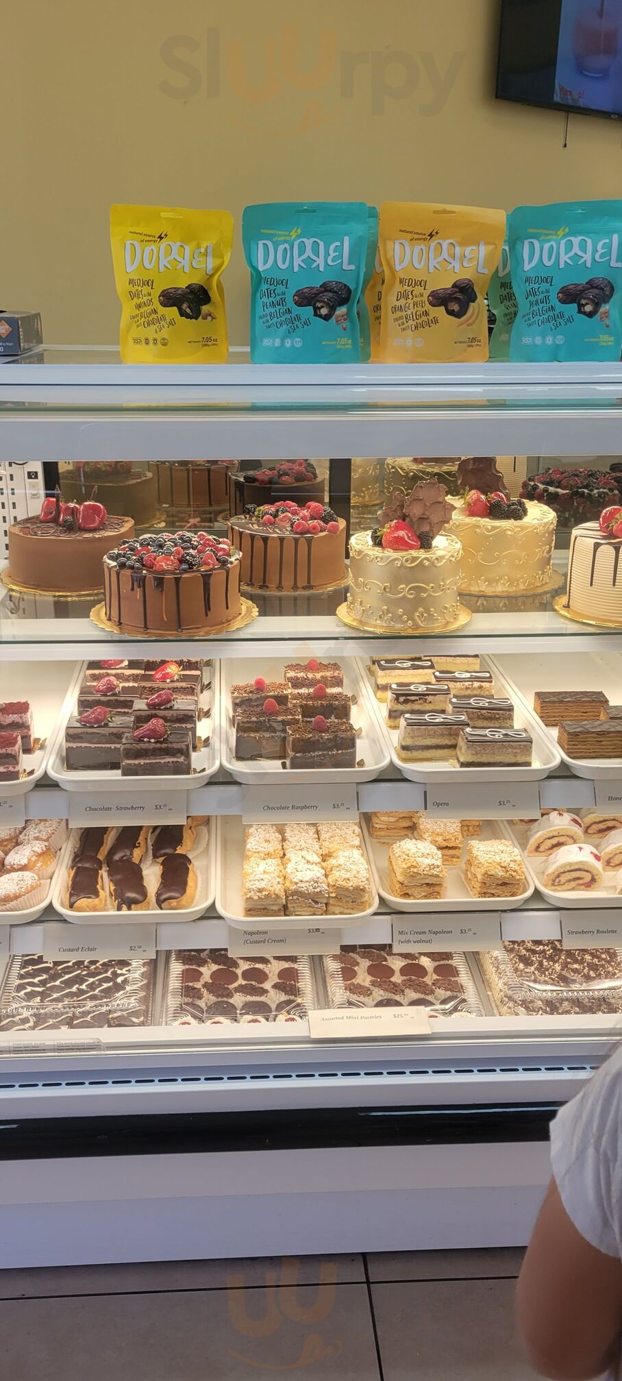 Alta Dena Bakery Deli And Coffee