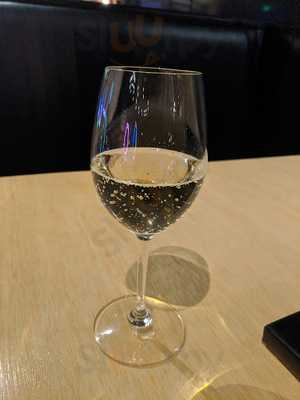 Lirano Wine Bar