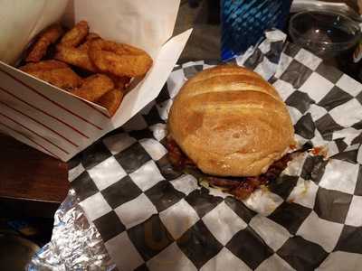 Cambridge Deli & Grill