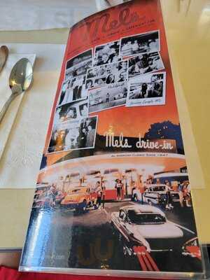 Mels Drive-in