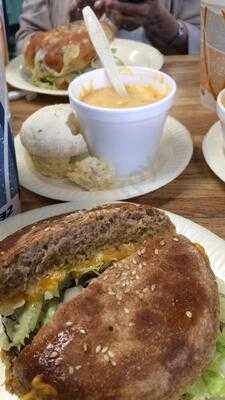 Schmaltz's Sandwich Shop