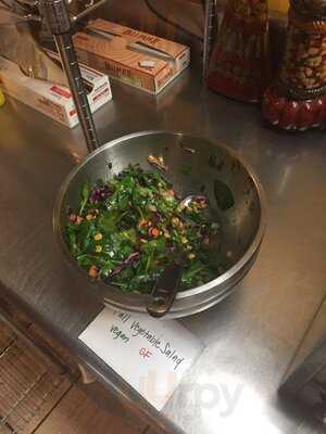 Sanaa S Gourmet Mediterranean