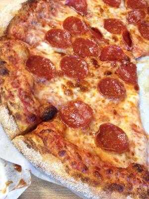 Rozmarino Pizza & Subs