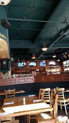 Dargans Irish Pub & Restaurant