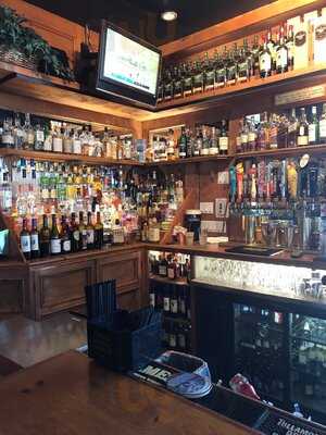 Dargans Irish Pub & Restaurant